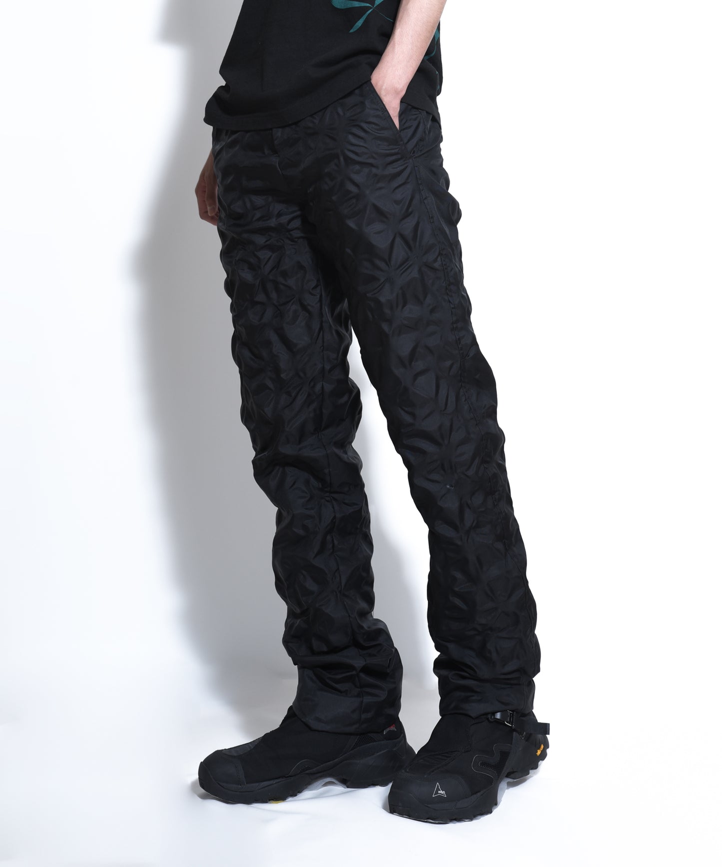 Vein PANTS BLACK