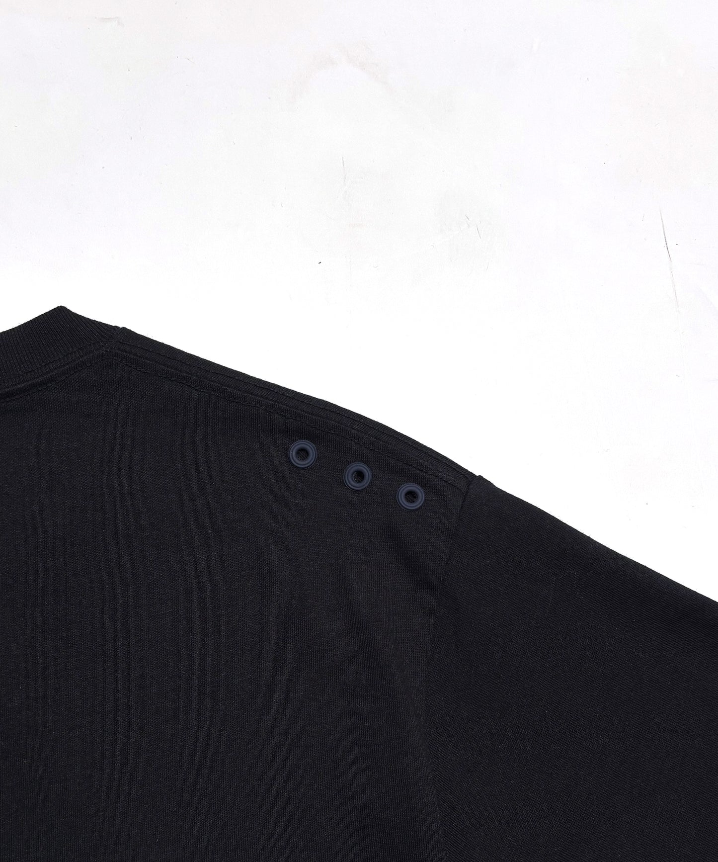 Six S/S TEE