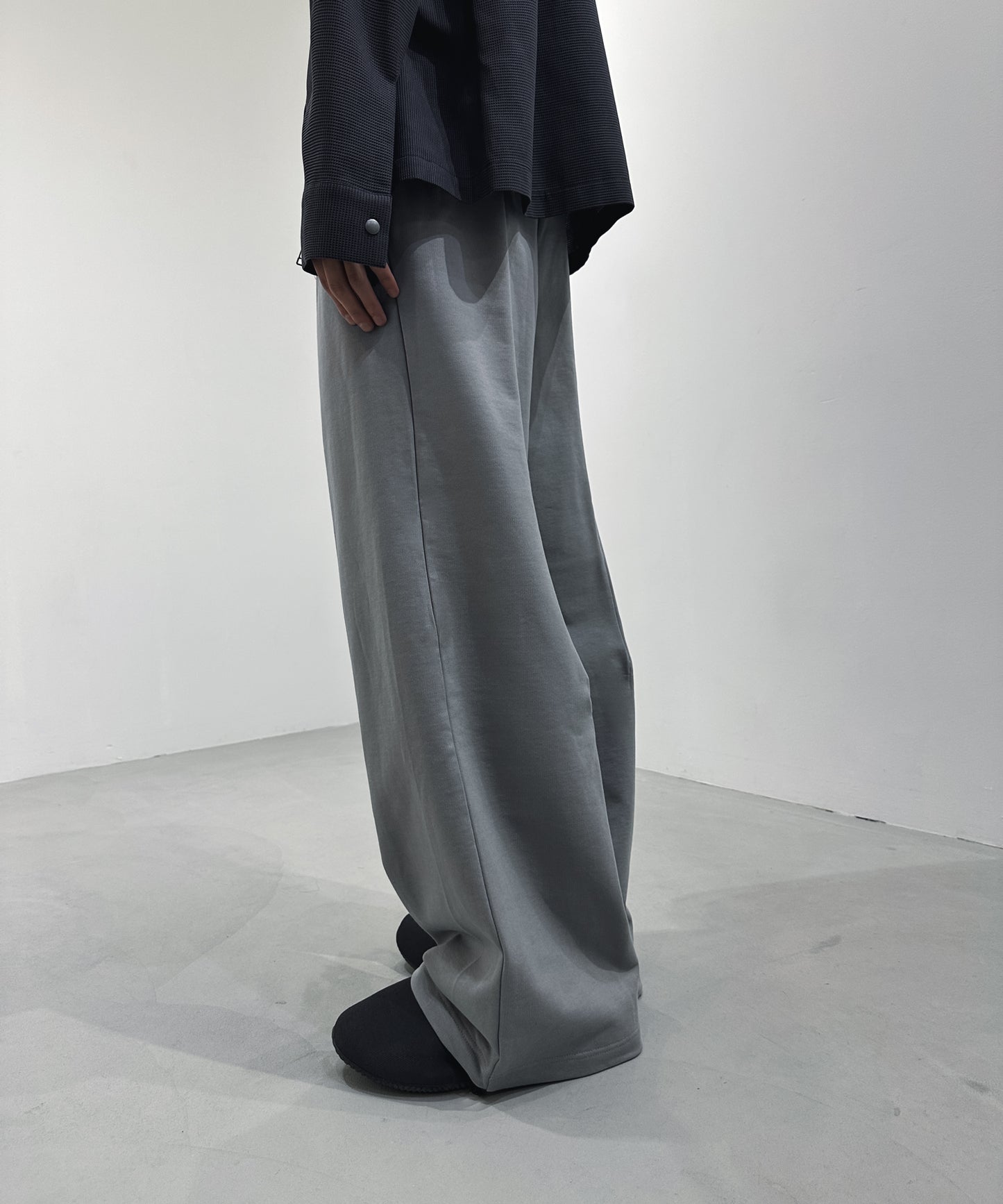 MANTIS SWEAT PANTS