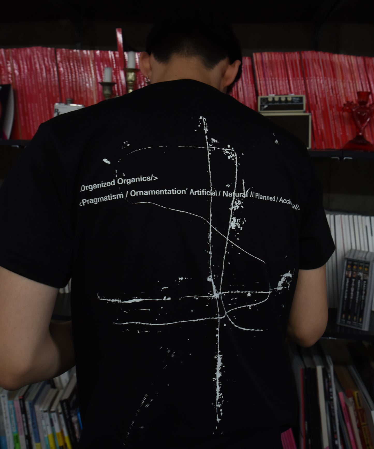 HIVES TEE