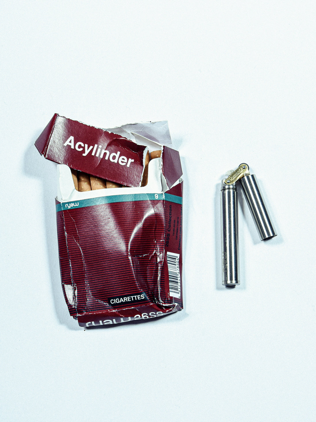 CYLINDRICAL LIGHTER