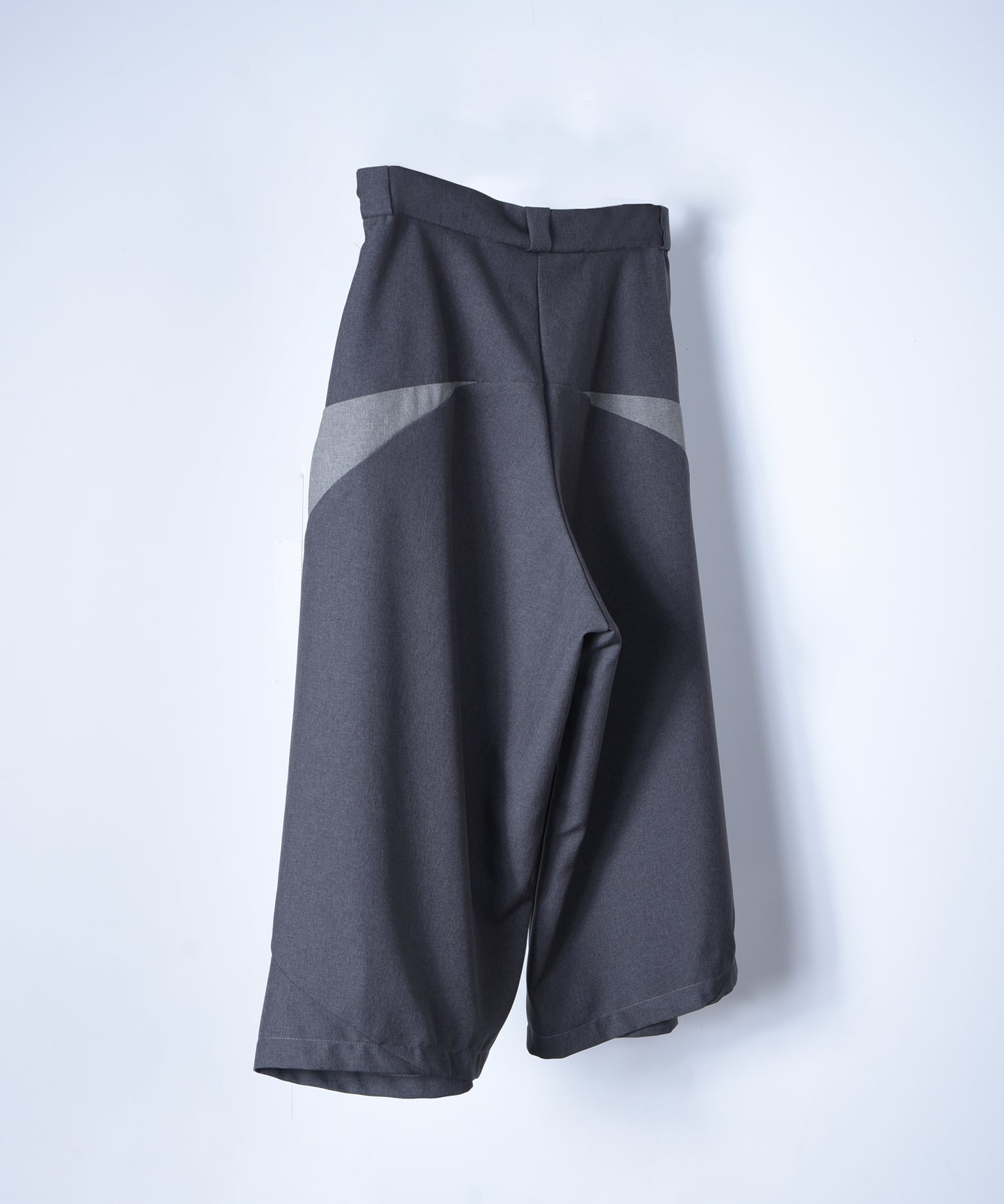Inno WIDE SHORTS GRAY