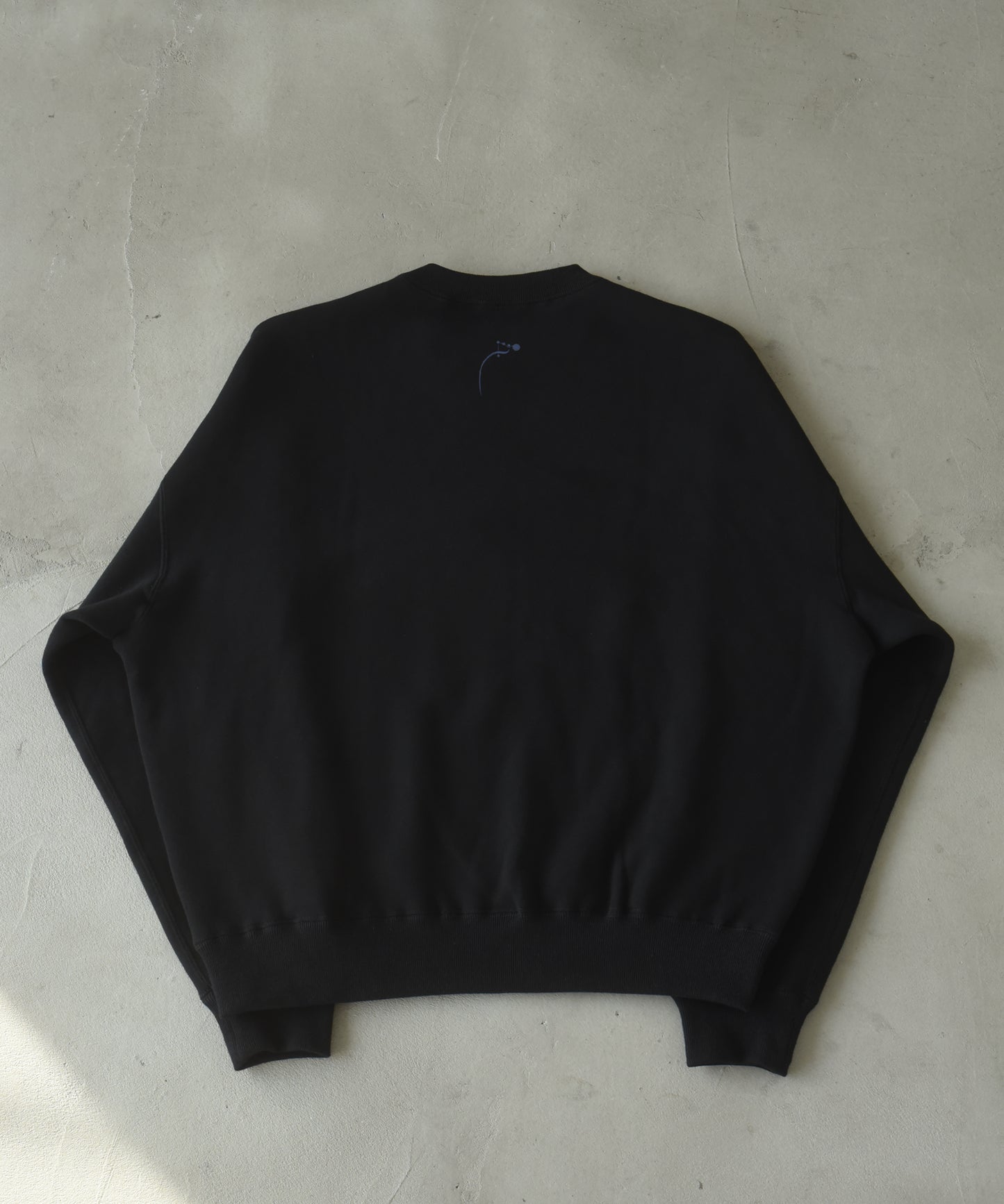 SYNOMUS CREWNECK
