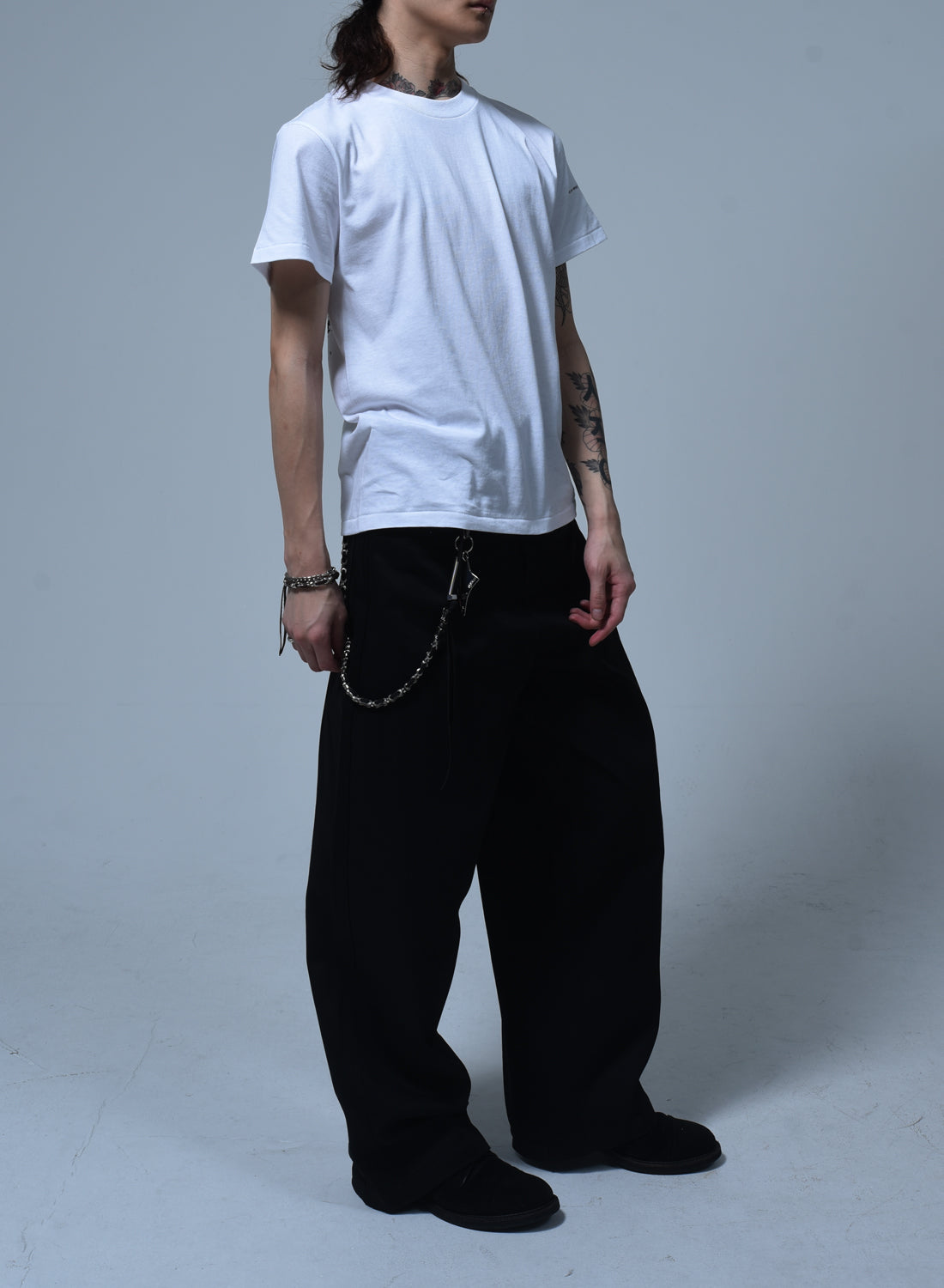 HIVES TEE